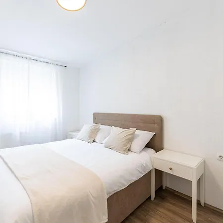 Stunning Home In Sinj Ferienhaus