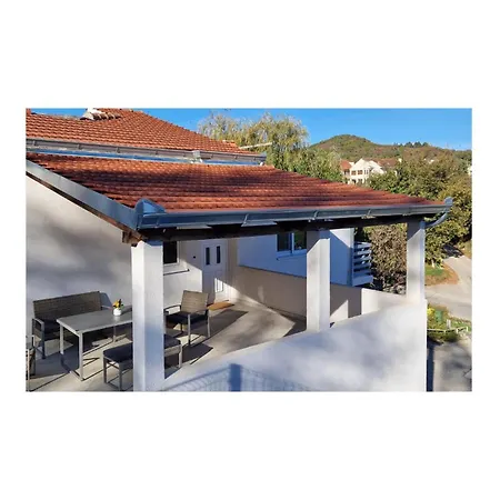Amazing In With Heated Swimming Pool